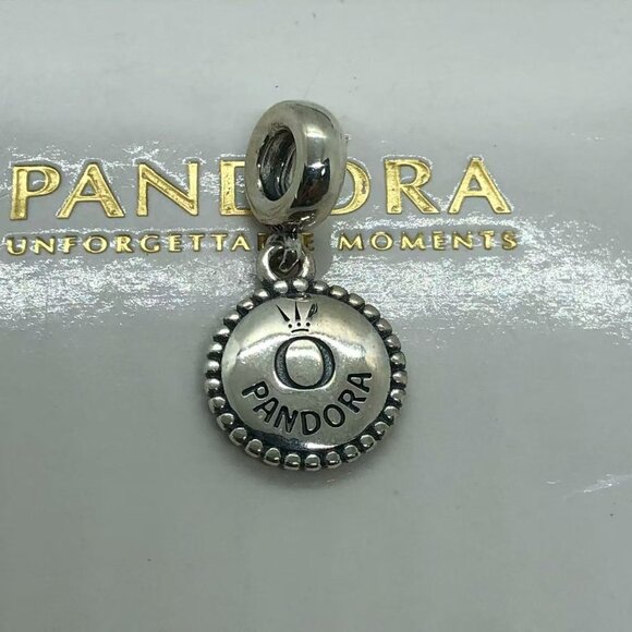 ✨🔥Pandora Virgin Guadalupe Full Body Golden Background Charm - Picture 3 of 3